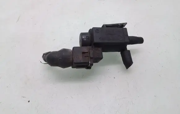 Nissan Terrano Turbo solenoid valve