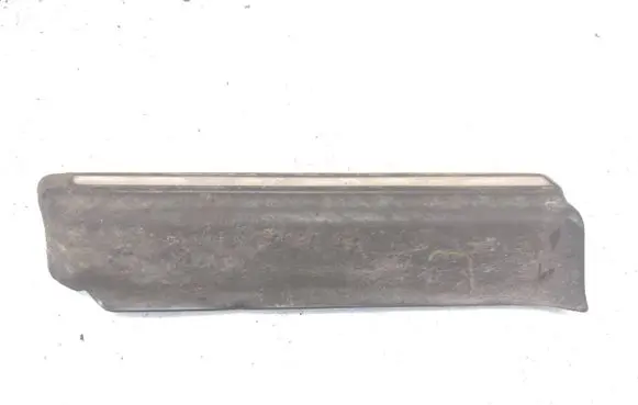 Mercedes-Benz W123 Fender trim (molding) 