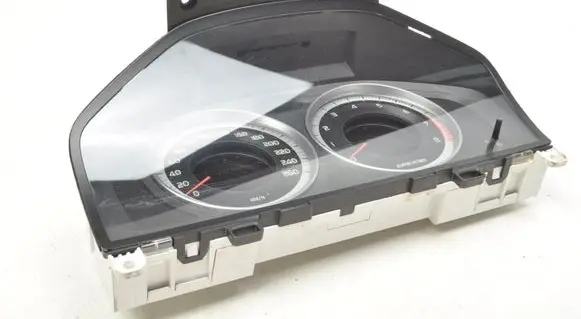 Volvo S60 Speedometer (instrument cluster) 31343326AA