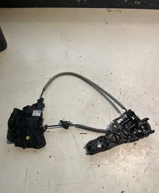 Volkswagen ID.3 Rear door lock 10A839015 A048315 E18760102