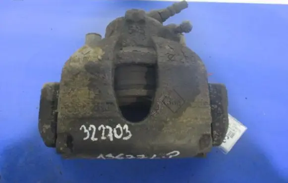 Renault Megane II Front brake caliper