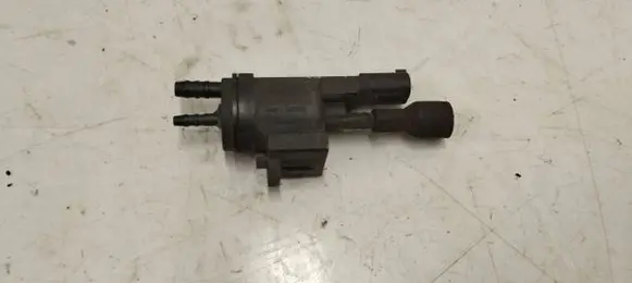 Mercedes-Benz E W212 Turbo solenoid valve A0025407097