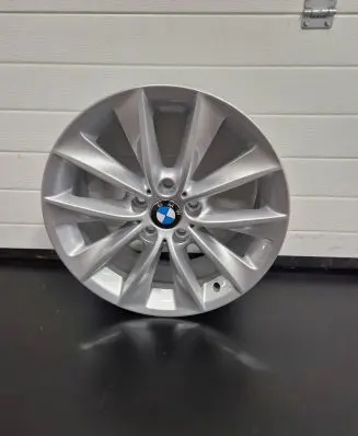 BMW X4 F26 R18 alloy rim 6787578