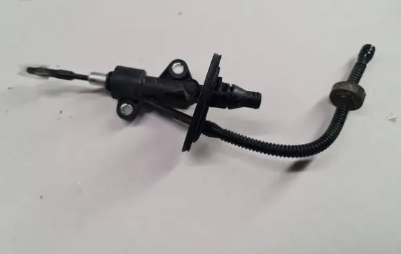 Fiat Grande Punto Clutch master cylinder 55190993