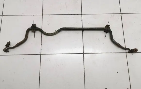 Suzuki Grand Vitara II Front anti-roll bar/sway bar