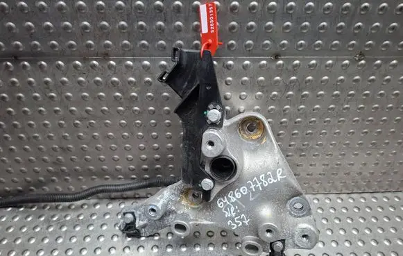 Renault Trafic III (X82) Gearbox mounting bracket S26301357 648607782R