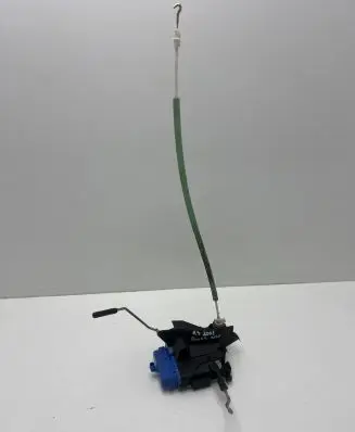 Audi A3 S3 8L Rear door lock 8D0839016A