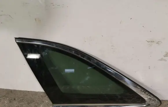 KIA Sorento Rear side window