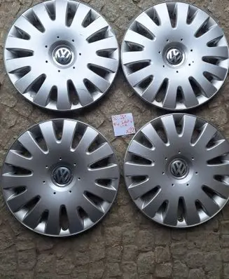 Volkswagen Jetta V R16 wheel hub/cap/trim 1K0601147J