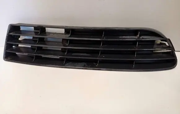 Audi A6 S6 C4 4A Front fog light trim/grill 4A0807346A