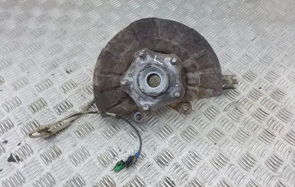 Suzuki Grand Vitara II Front wheel hub