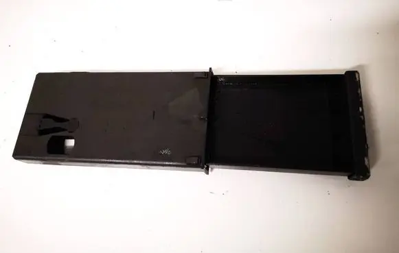 Audi A3 S3 8P Glove box 8p0941561