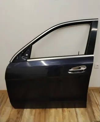 Mercedes-Benz GL X166 Front door
