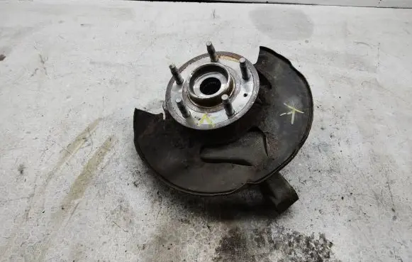 Chevrolet Captiva Front wheel hub spindle knuckle
