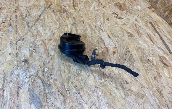 Audi A4 S4 B9 Horn signal 8S0951221