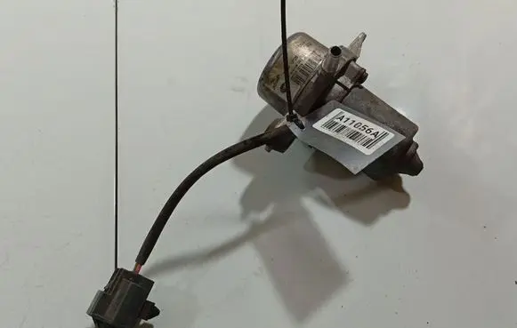 Jaguar X-Type Vacuum pump 020180016