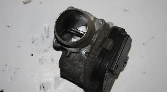 Ford Focus Throttle valve 9673534480 28275019