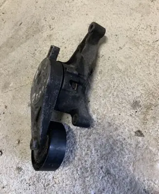 Skoda Octavia Mk2 (1Z) Alternator belt tensioner 03G903315C