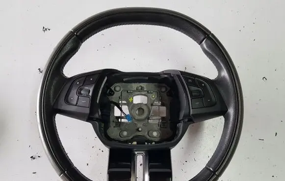 Citroen C4 Cactus Steering wheel
