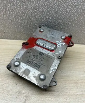 Mercedes-Benz E W211 Headlight ballast module Xenon 5DF00827900