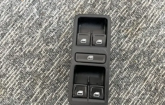 Volkswagen Polo V 6R Electric window control switch 6C0959857 6R0867255K 6C0867255