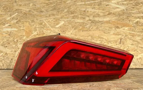 Cupra Born Rear/tail lights 10E945065A 30008024