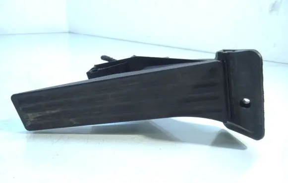 BMW 5 F10 F11 Accelerator throttle pedal 6860784 3542686078401