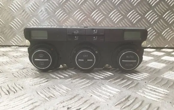 Volkswagen Touran I Climate control unit