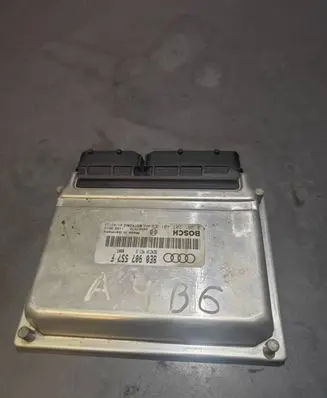 Audi A4 S4 B6 8E 8H Engine control unit/module 8E0907557F 0261207401