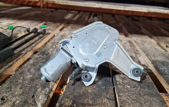 Fiat 500X Rear window wiper motor