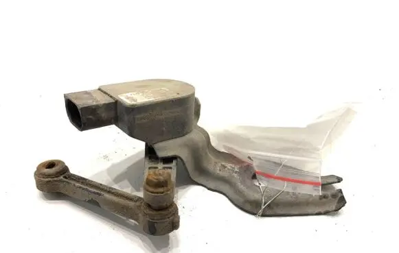 Audi Q7 4L Headlight/headlamp level sensor 7L0616213B