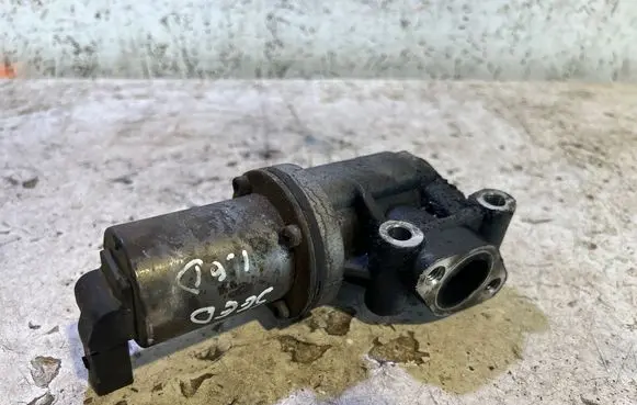 KIA Ceed EGR valve 284102A120