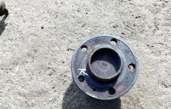 Volvo V70 Rear wheel bearing hub 