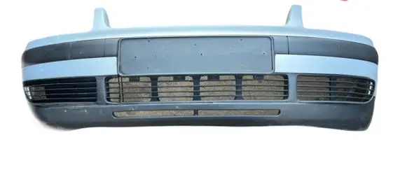 Volkswagen PASSAT B5 Front bumper 3B0807217
