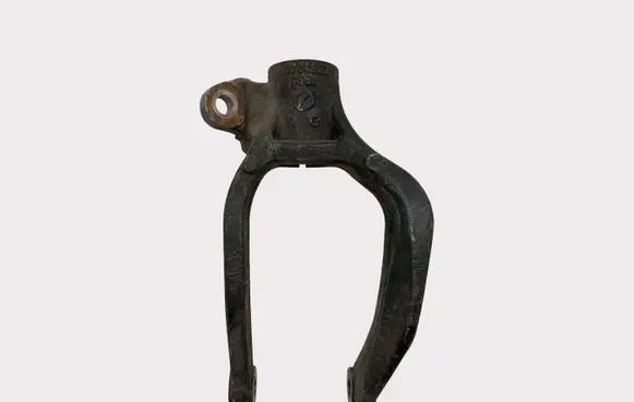 Alfa Romeo 159 Front lower control arm/wishbone 50704963