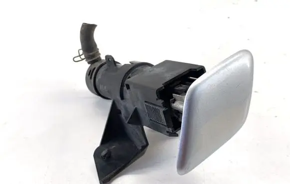 Mitsubishi Outlander Headlight washer spray nozzle 