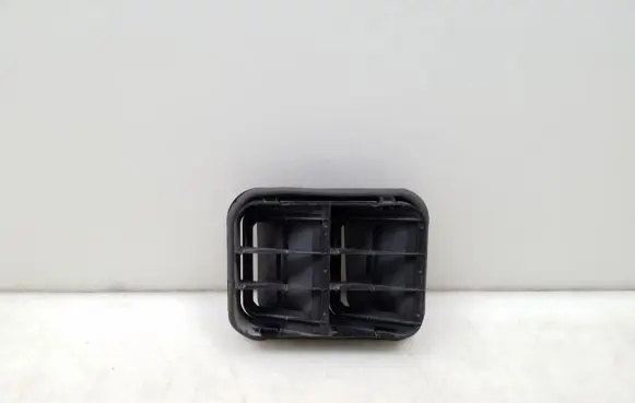 Nissan Qashqai Fender grill 91166963
