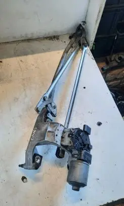 Ford C-MAX I Wiper motor 3M5117508AA 0390241724 3392417240