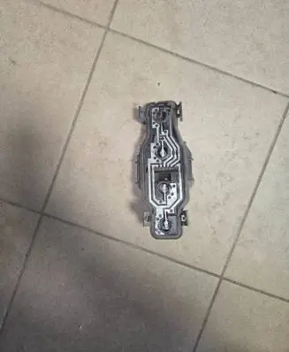 Citroen Berlingo Tail light bulb cover holder 