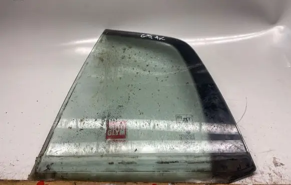 Volkswagen Golf V Rear side window 43R00048 E000255