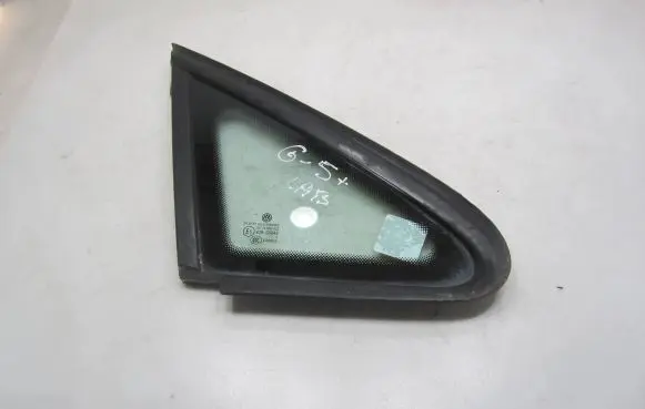 Volkswagen Golf Plus Front triangle window/glass 5M0845412B