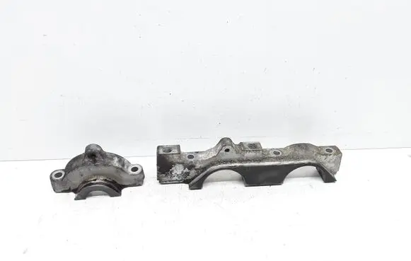 Volvo XC60 Camshaft holder 