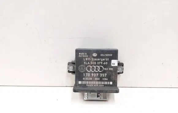Skoda Octavia Mk2 (1Z) Light module LCM 1T0907357 736806