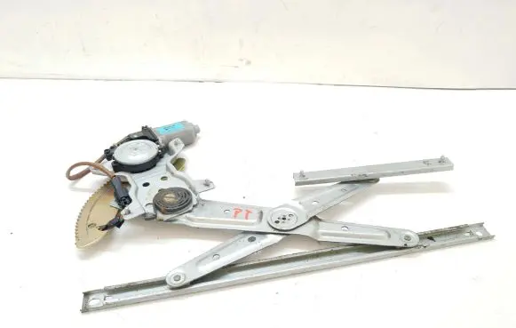 KIA Carens II Rear door window regulator with motor XH004P0