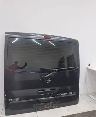 Opel Vivaro Tailgate/trunk/boot lid