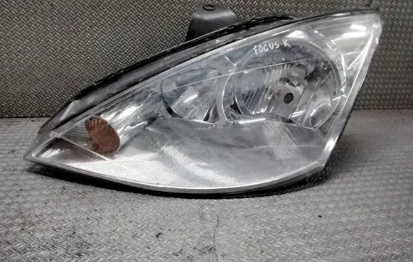 Ford Focus Headlight/headlamp 206348B