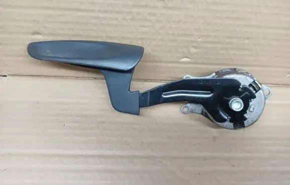 Volkswagen Tiguan Seat adjustment assembly 5N0881091 1608MW1