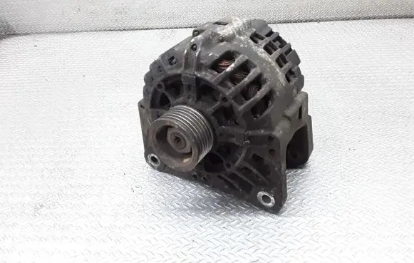 Renault Laguna II Generator/alternator 8200153710