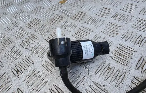 Infiniti QX60 L50 Windscreen/windshield washer pump PUM815756