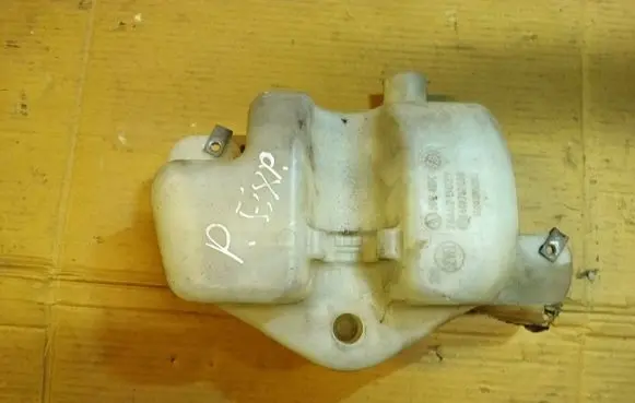 Peugeot Expert Windshield washer fluid reservoir/tank 1488395080
